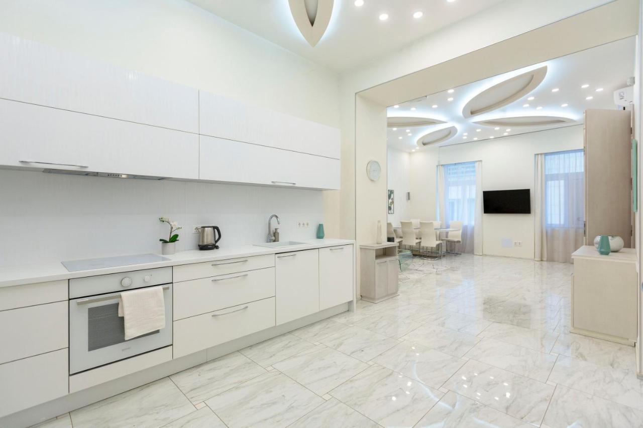 Luxurious Central Apartment Next To The Danube River Budapest Eksteriør bilde